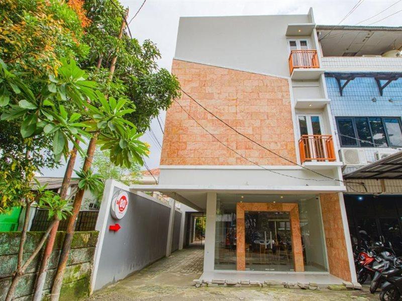 Gasthuis De 80's Labu Jakarta
